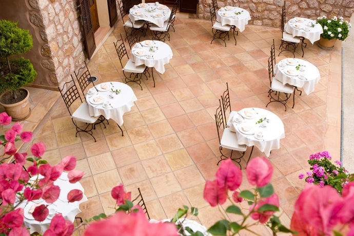 Imagen de los exteriores del Aparthotel Sa Tanqueta De Fornalutx - Adults Only. Foto 5
