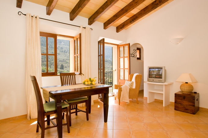 Imagen de la habitación del Aparthotel Sa Tanqueta De Fornalutx - Adults Only. Foto 2