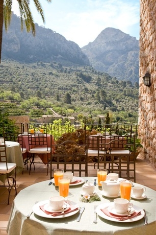 Imagen de los exteriores del Aparthotel Sa Tanqueta De Fornalutx - Adults Only. Foto 7
