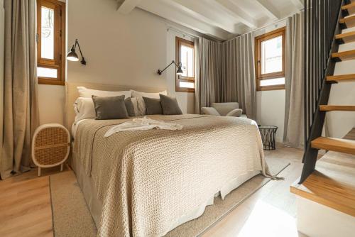 Imagen de la habitación del Aparthotel Samaritana Suites. Foto 3