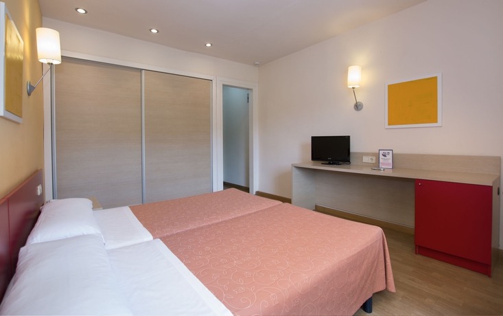 Imagen de la habitación del Aparthotel Sant Eloi, Tossa de Mar. Foto 4