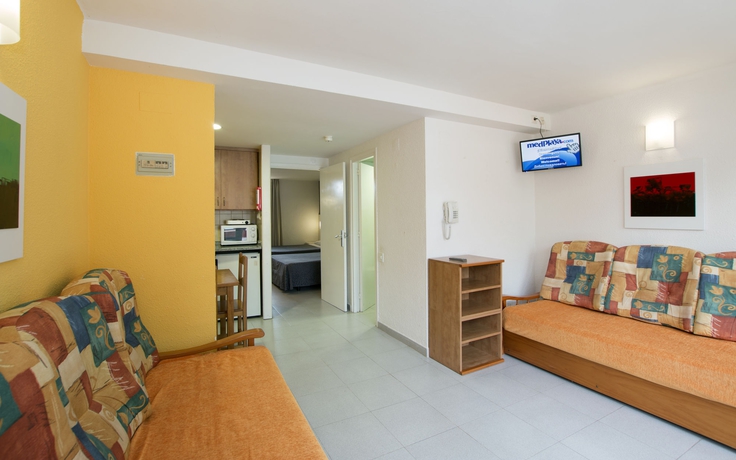 Imagen de los interiores del Aparthotel Sant Eloi, Tossa de Mar. Foto 15