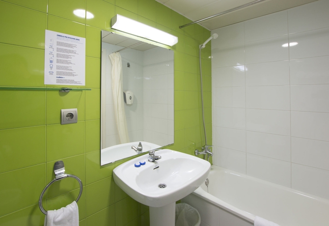 Imagen de la habitación del Aparthotel Sant Eloi, Tossa de Mar. Foto 8