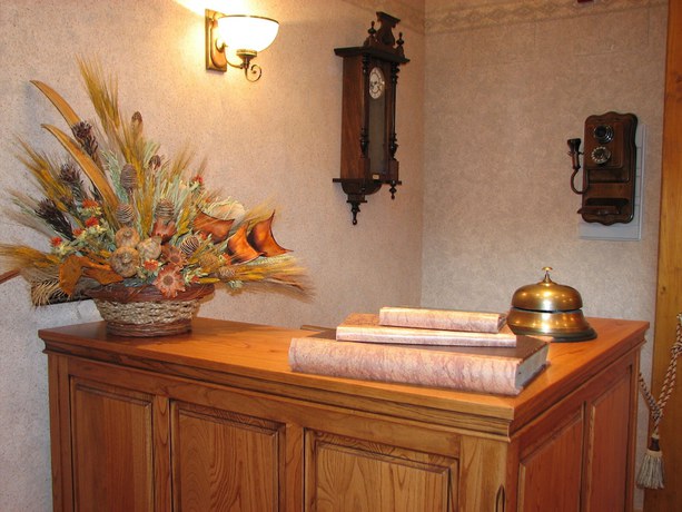 Imagen de los interiores del Aparthotel Santa Marina, Cu&eacute;llar. Foto 20