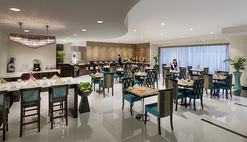 Imagen general del Aparthotel Savoy Crest. Foto 8