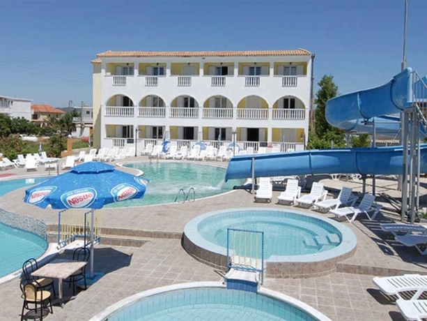 Imagen general del Aparthotel Savvas De Mar Hotel. Foto 8