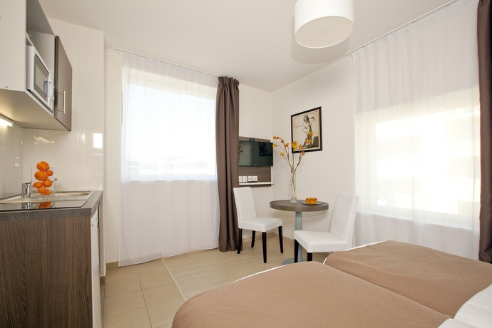 Imagen de la habitación del Aparthotel S&eacute;jours and Affaires Massy Atlantis. Foto 5