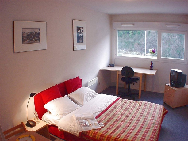 Imagen de la habitación del Aparthotel S&eacute;jours and Affaires Poitiers Lamartine. Foto 7