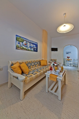 Imagen de la habitación del Aparthotel Sellada Apartments. Foto 15