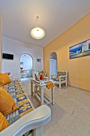 Imagen de la habitación del Aparthotel Sellada Apartments. Foto 16
