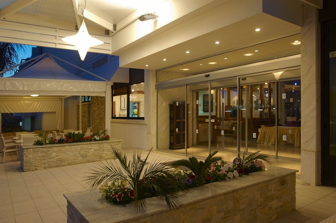 Imagen general del Aparthotel Senator Adults Only. Foto 1