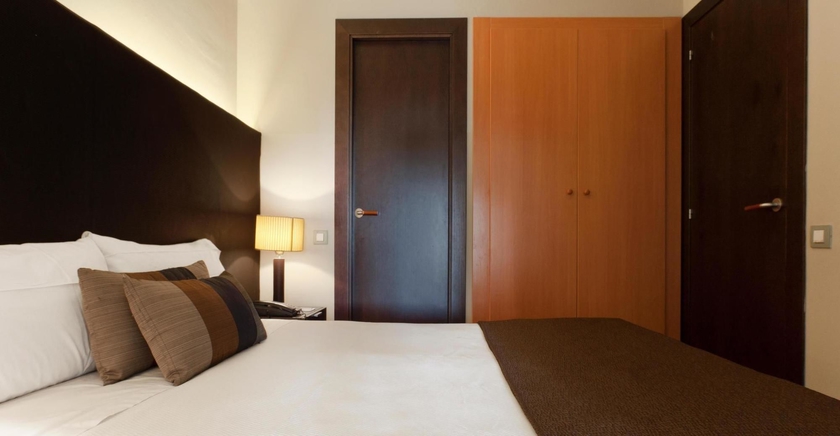 Imagen de la habitación del Aparthotel Senator Barcelona Apartments. Foto 4