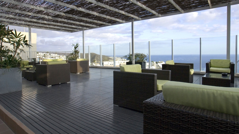 Imagen de los interiores del Aparthotel Servatur Altamar. Foto 9