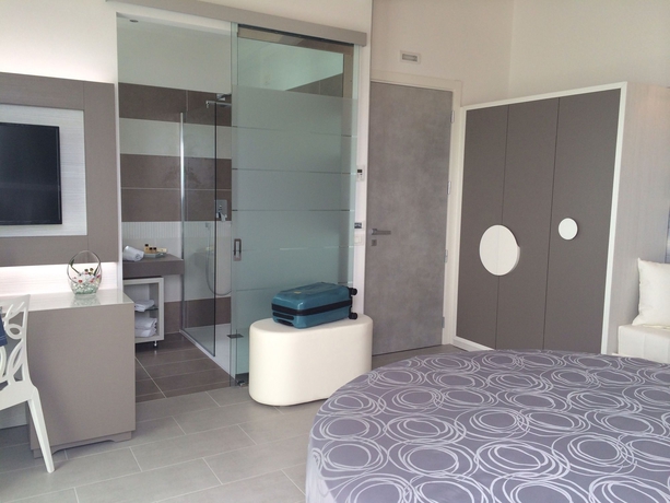 Imagen de la habitación del Aparthotel Sheila. Foto 6