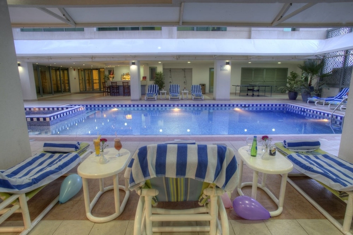 Imagen de la piscina del Aparthotel Siji Hotel Apartment. Foto 18