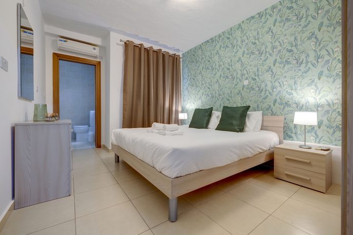 Imagen de la habitación del Aparthotel Sliema Tigne Suites. Foto 12