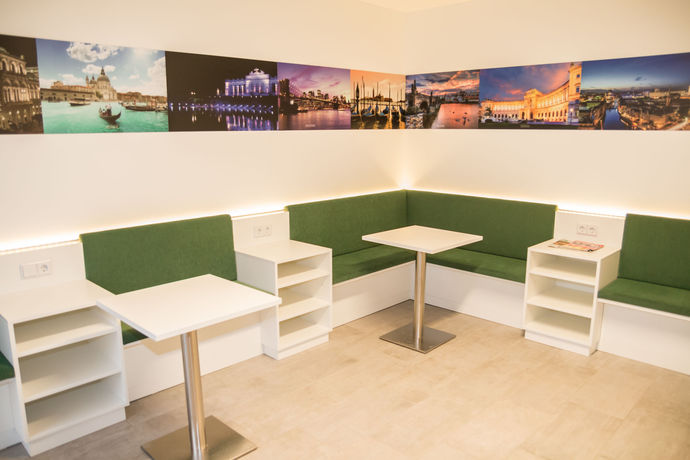 Imagen del bar/restaurante del Aparthotel Smart Apart Living. Foto 2