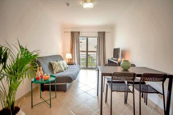 Imagen general del Aparthotel Smy Santa Eulalia Algarve. Foto 8