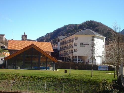 Imagen general del Aparthotel Sno Isaba. Foto 2
