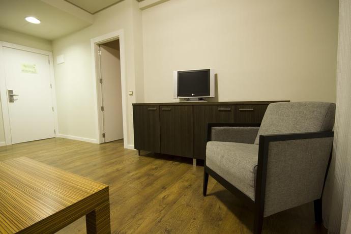 Imagen de la habitación del Aparthotel Sno Isaba. Foto 9