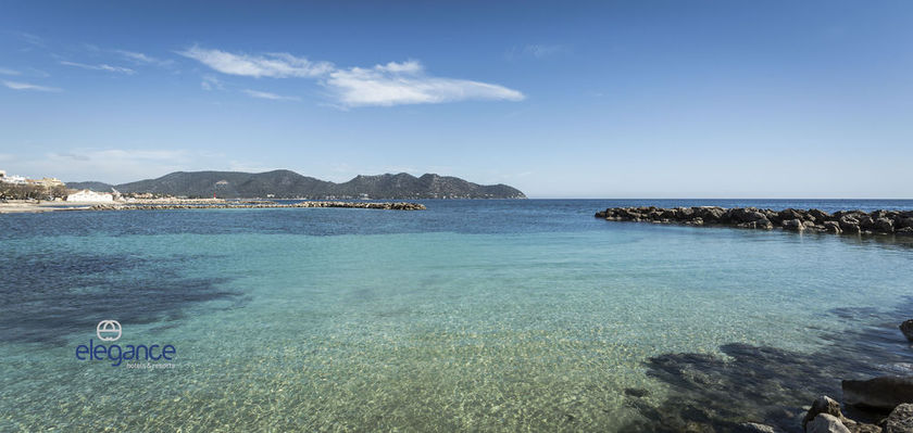 Imagen general del Aparthotel Sol y Mar, Cala Bona. Foto 10