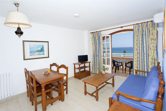 Imagen general del Aparthotel Sol y Mar, Cala Bona. Foto 13