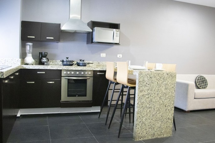 Imagen de la habitación del Aparthotel Sole Suites. Foto 6
