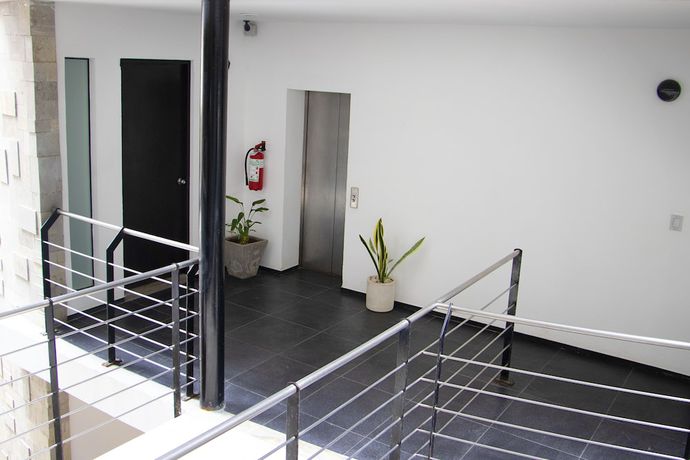 Imagen de los interiores del Aparthotel Sole Suites. Foto 15