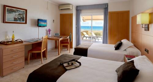 Imagen de la habitación del Aparthotel Solifemar. Foto 16