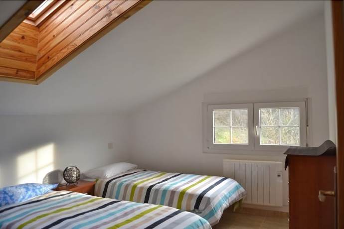 Imagen de la habitación del Aparthotel Spa Rural Mirador De Miranda. Foto 11