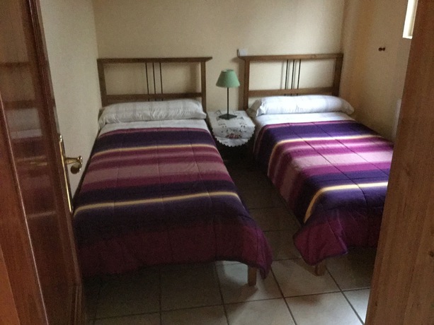 Imagen de la habitación del Aparthotel Spa Rural Mirador De Miranda. Foto 15