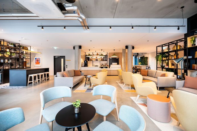 Imagen de los interiores del Aparthotel Staycity s, Frankfurt Airport. Foto 20