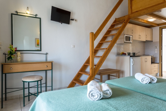 Imagen de la habitación del Aparthotel Studios Ritsa. Foto 12