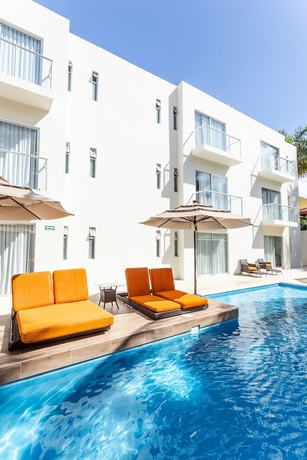 Imagen de los exteriores del Aparthotel Studiotel Canc&uacute;n. Foto 16