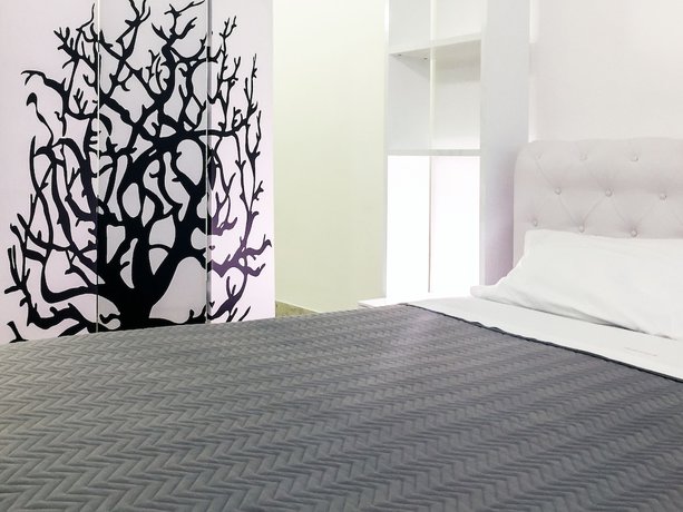 Imagen de la habitación del Aparthotel Suite In Center. Foto 15
