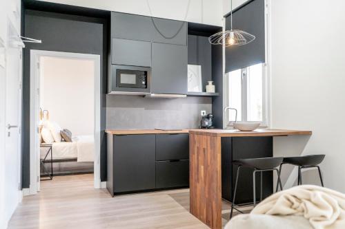 Imagen de la habitación del Aparthotel Suites Alfonso X. Foto 6