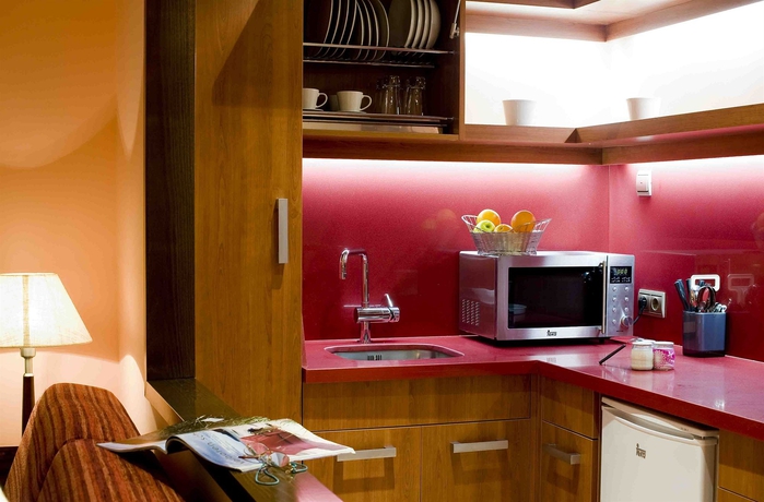 Imagen de la habitación del Aparthotel Suites Gran Via 44. Foto 5