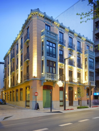 Imagen general del Aparthotel Suites Gran Via 44. Foto 1