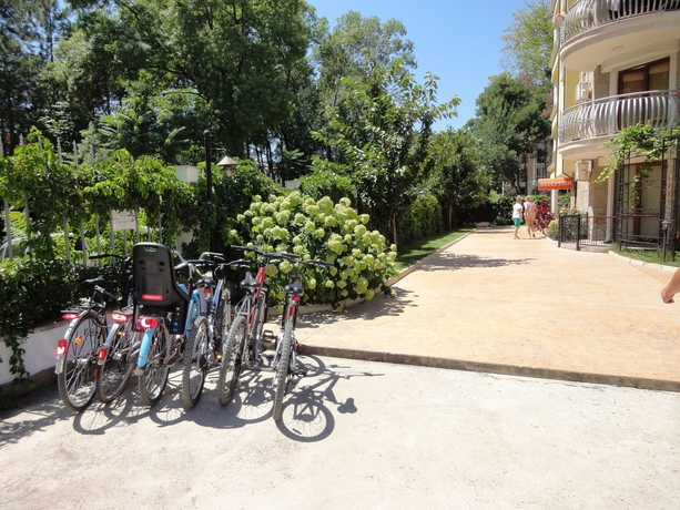 Imagen de los exteriores del Aparthotel Summer Dreams. Foto 8