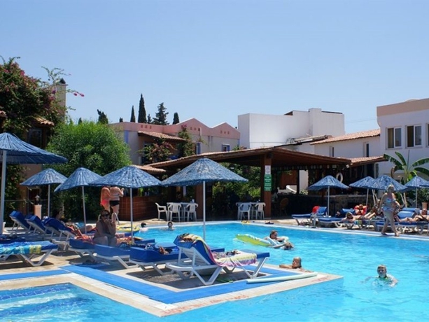 Imagen general del Aparthotel Summer In Garden Suites and Beach Hotel. Foto 6