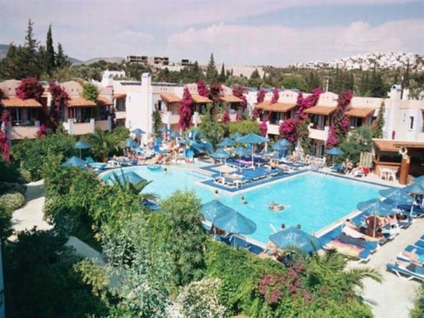 Imagen general del Aparthotel Summer In Garden Suites and Beach Hotel. Foto 7