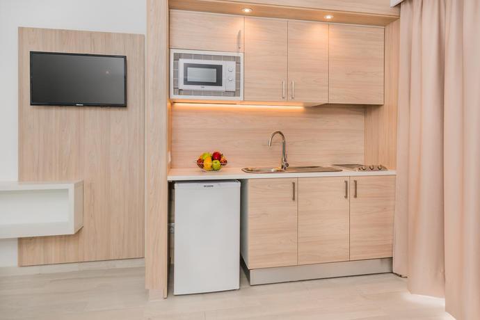 Imagen de la habitación del Aparthotel Sun Beach, Santa Ponsa. Foto 8