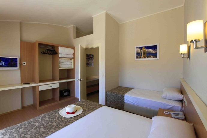 Imagen general del Aparthotel Sun City Apartments and Hotel. Foto 15