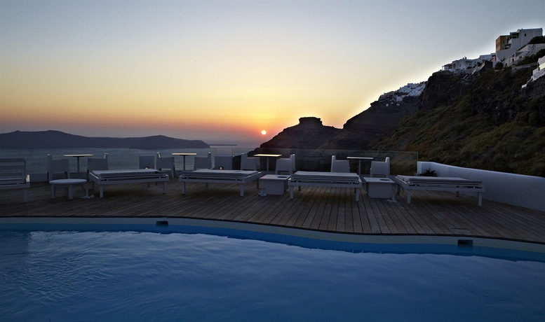 Imagen de la piscina del Aparthotel Sun Rocks Boutique Hotel. Foto 13