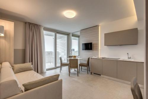 Imagen de la habitación del Aparthotel Sunrise Palace, Lido Di Jesolo. Foto 5