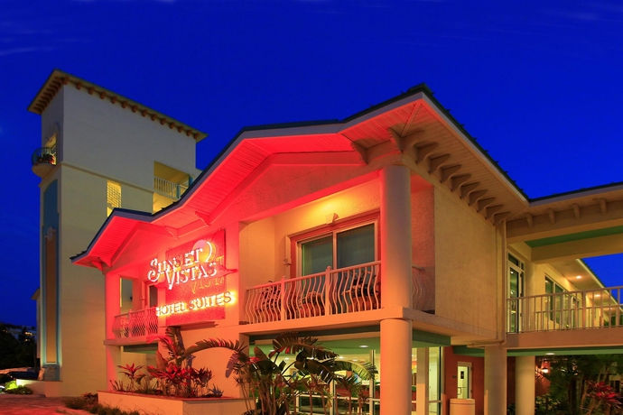 Imagen general del Aparthotel Sunset Vistas Two Bedroom Beachfront Suites. Foto 1