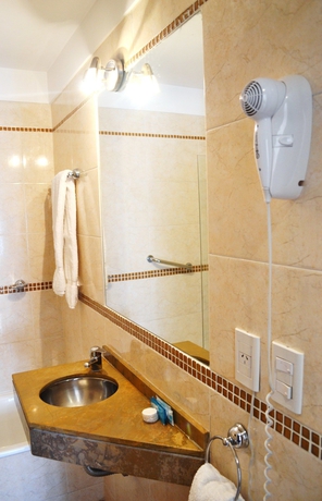 Imagen de la habitación del Aparthotel Sures Belgrano Suites. Foto 3
