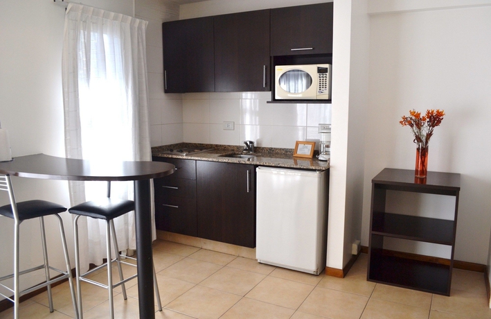 Imagen de la habitación del Aparthotel Sures Belgrano Suites. Foto 4
