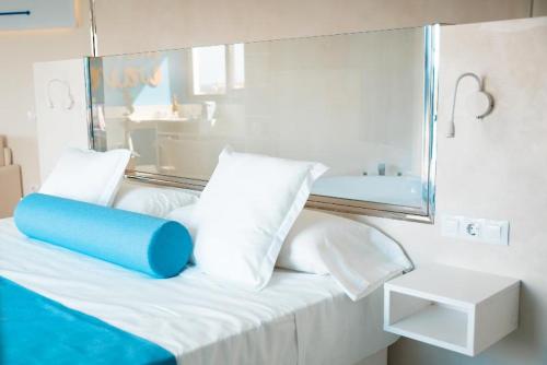 Imagen de la habitación del Aparthotel Surfing Colors Corralejo. Foto 8