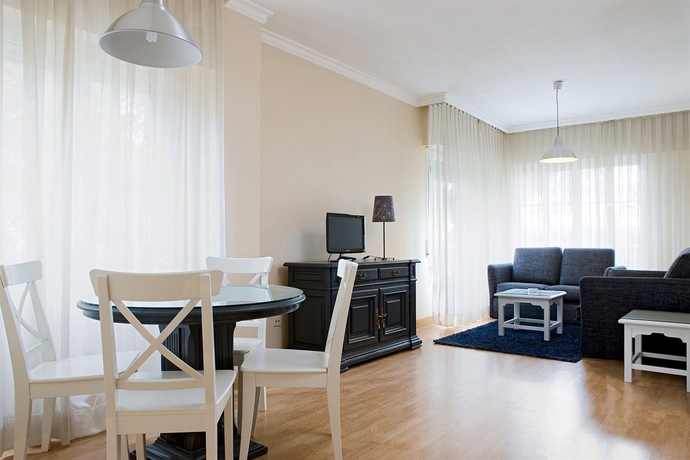 Imagen de la habitación del Aparthotel TH Aravaca. Foto 7
